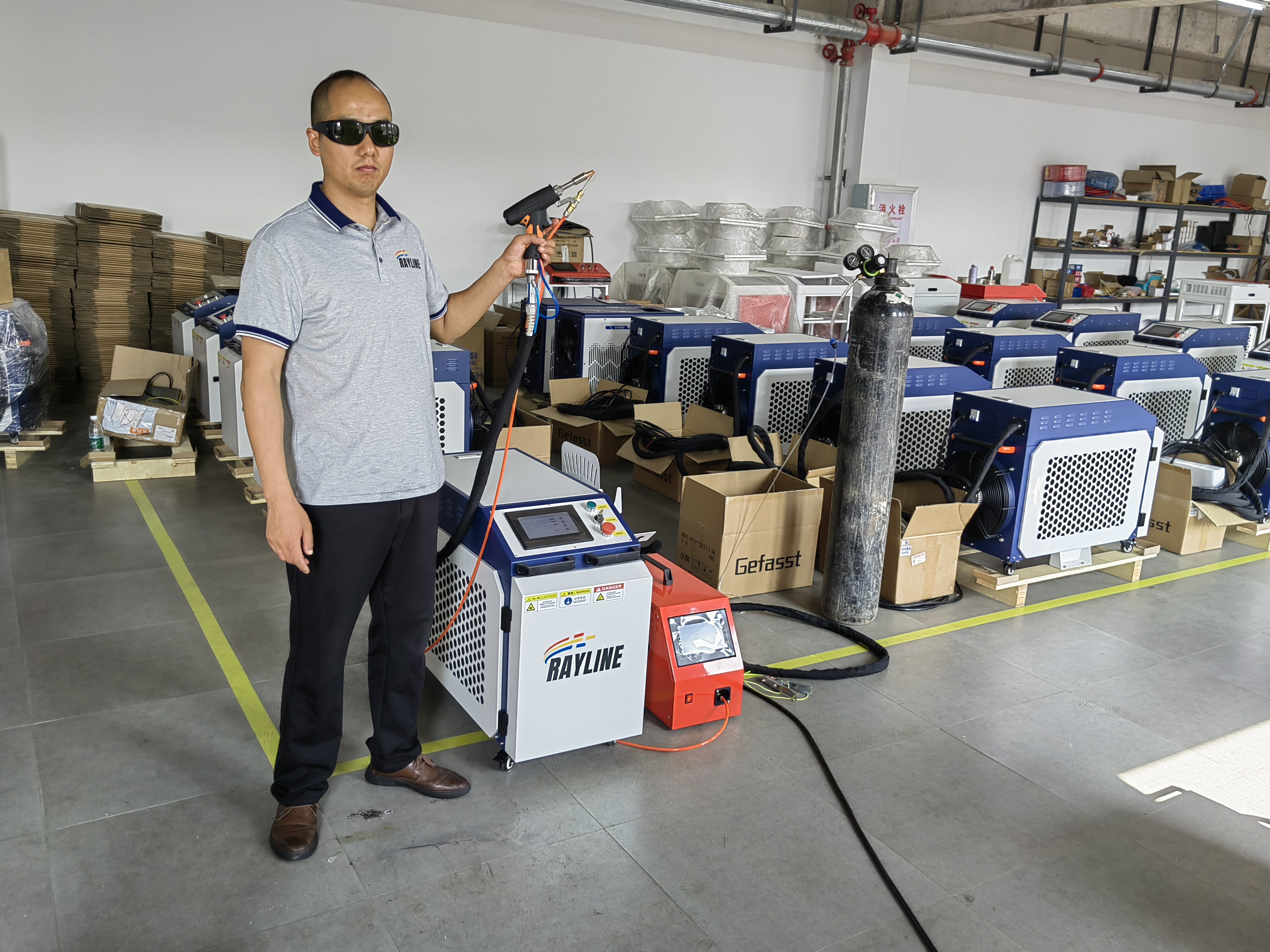 1500w 2000w Laser Soldara Meta - đánh giá và giá Industrial Laser Welding Tool