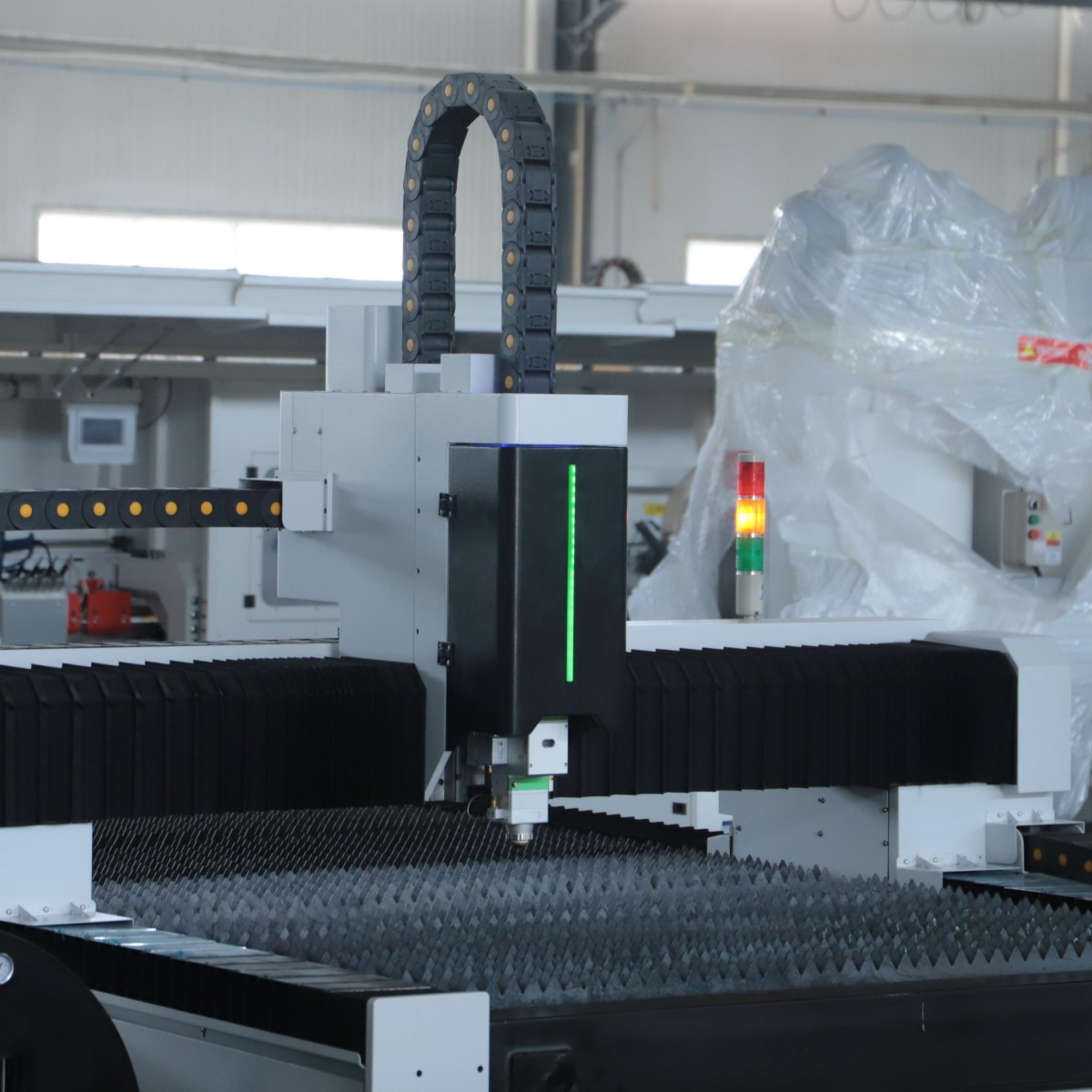 Dedicated Customer Support Iro - đánh giá và giá Industrial Laser Cutting Machine